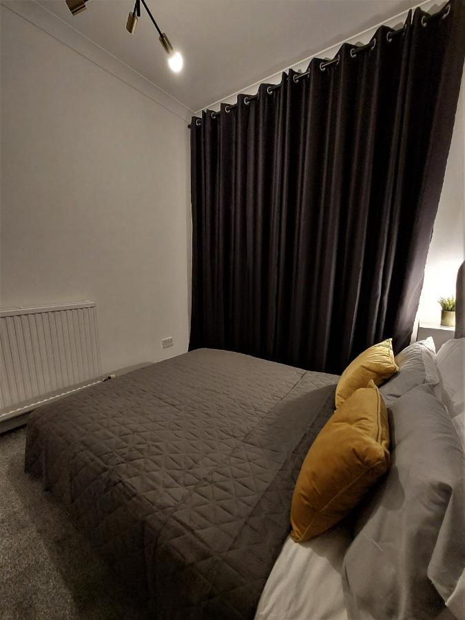 Modern & Bright, G/F, 1Br Apt. Real Hidden Gem Leilighet Hamilton Eksteriør bilde
