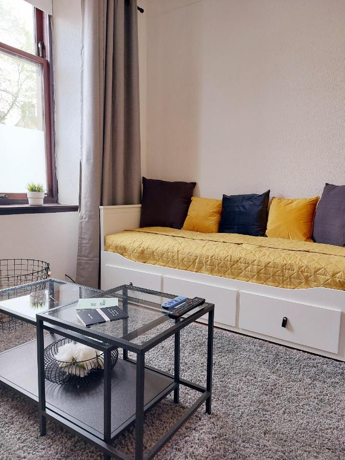 Modern & Bright, G/F, 1Br Apt. Real Hidden Gem Leilighet Hamilton Eksteriør bilde